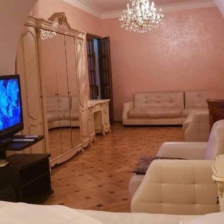 Apartment Irma Rustaveli 57 바투미 외부 사진