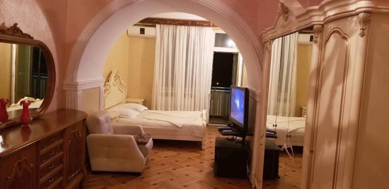 Apartment Irma Rustaveli 57 바투미 외부 사진