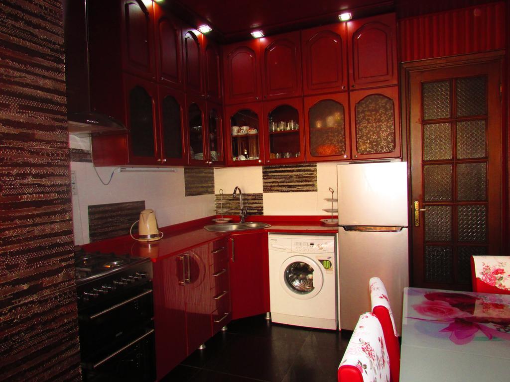 Apartment Irma Rustaveli 57 바투미 외부 사진