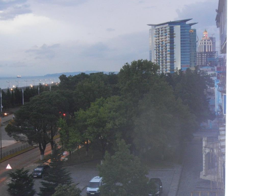 Apartment Irma Rustaveli 57 바투미 외부 사진